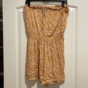 American Eagle Strapless Floral Romper